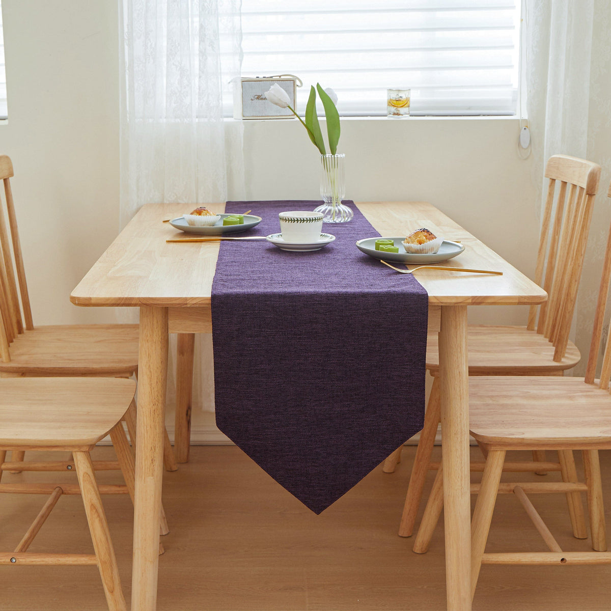 Fancy & Stacy TRT TRT Table Cloth Triangle Edges 12" W x 71" L